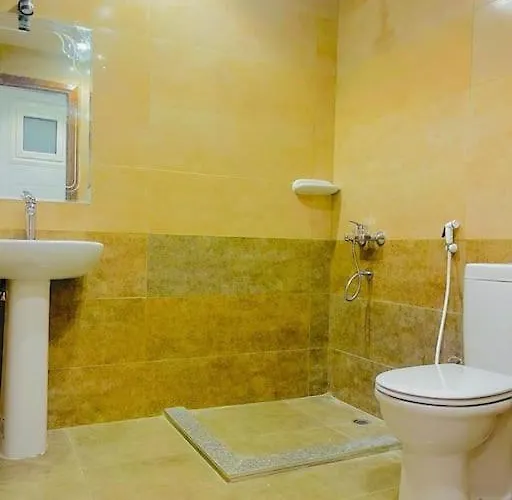 Moon House Villa *