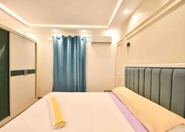 Moon House Villa *